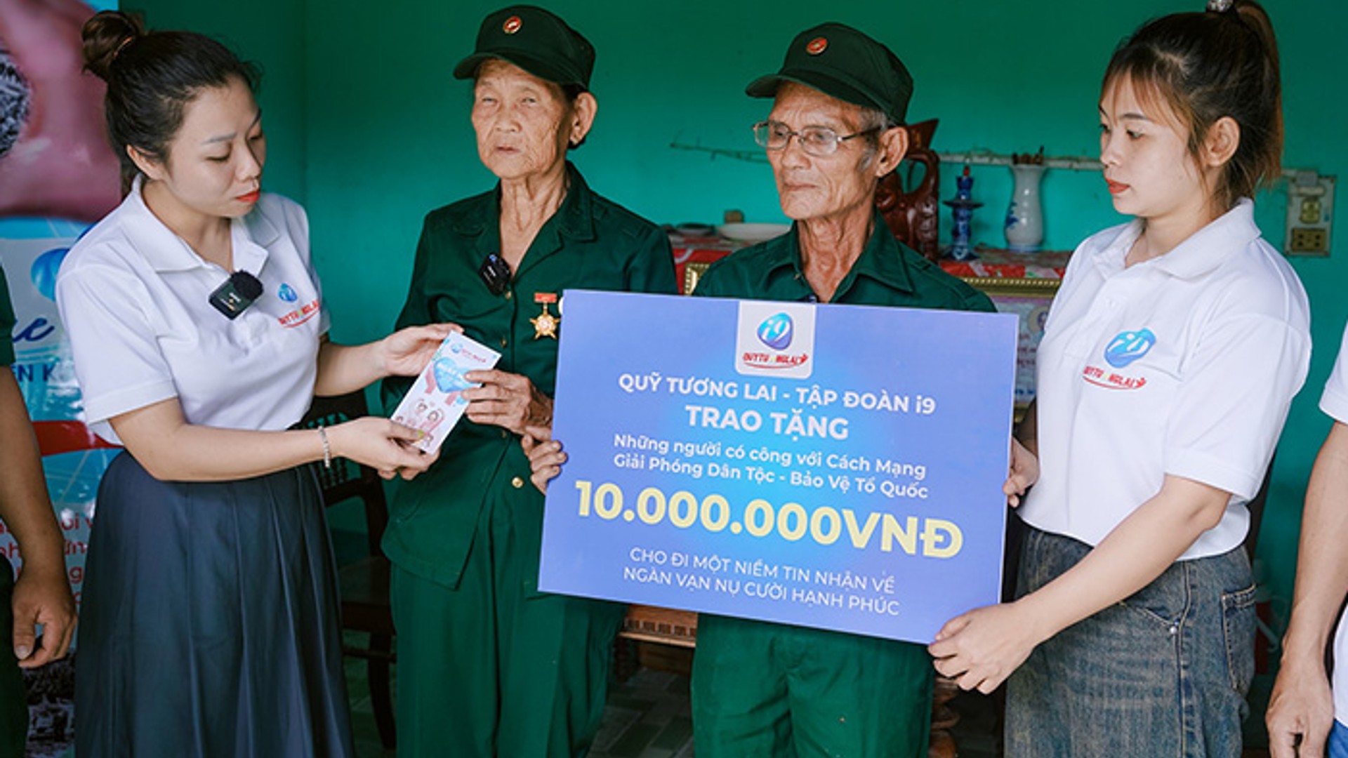 Hình ảnh banner liên hệ hỗ trợ 13winbet